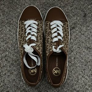 Brown Micheal Kors sneakers
